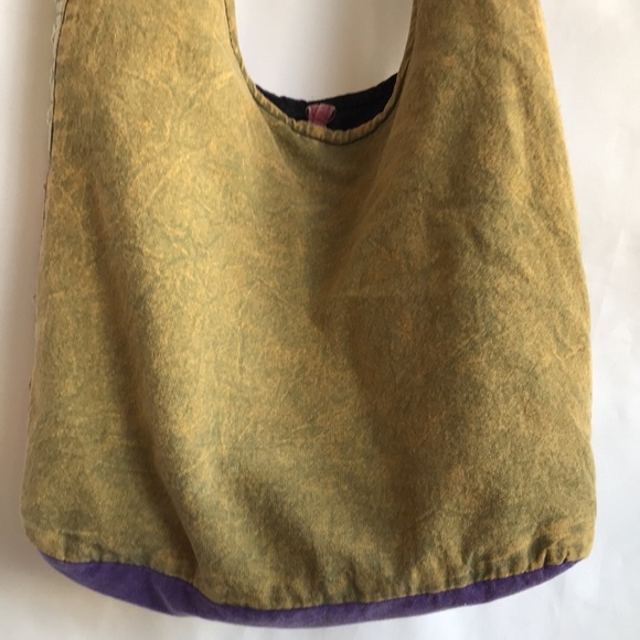 Boho style fabric crossbody bag with retro vibe - Picture 9 of 11